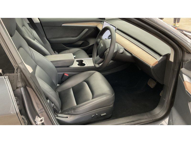 Used Tesla Model 3 2021 for sale - 76364459: Photo 4
