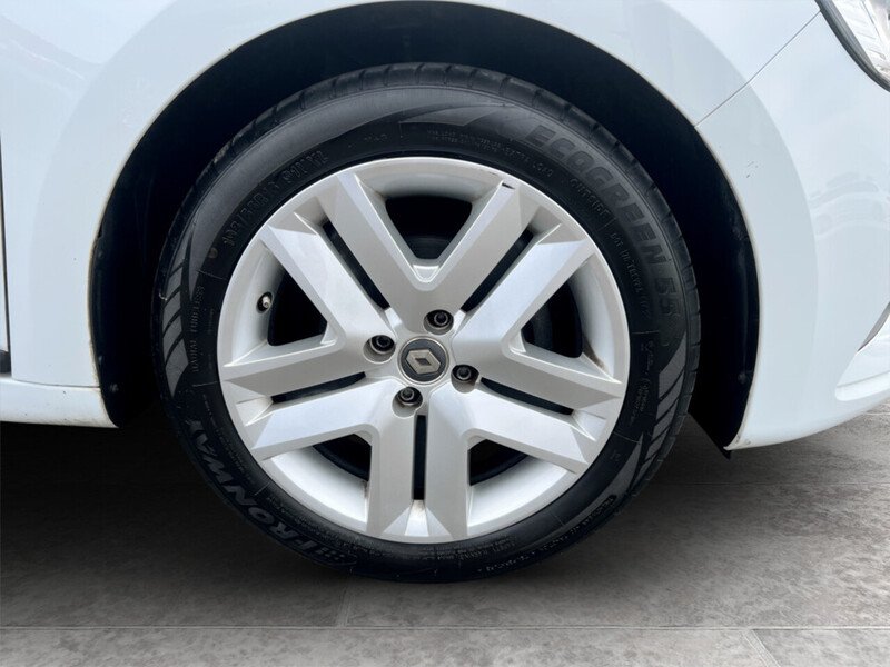 Used Renault Clio 2021 for sale - 77172780: Photo 10