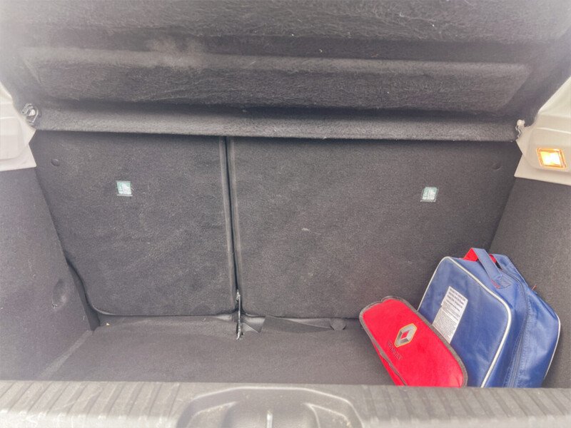 Used Renault Clio 2021 for sale - 77172780: Photo 20