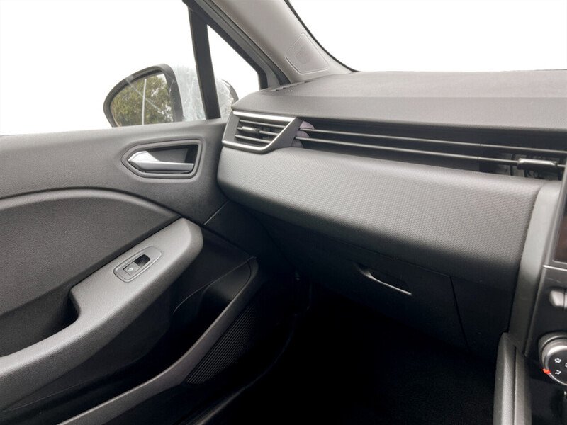 Used Renault Clio 2021 for sale - 77172780: Photo 32