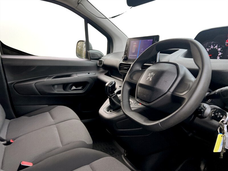 Used Peugeot Partner 2021 for sale - 76449189: Photo 31