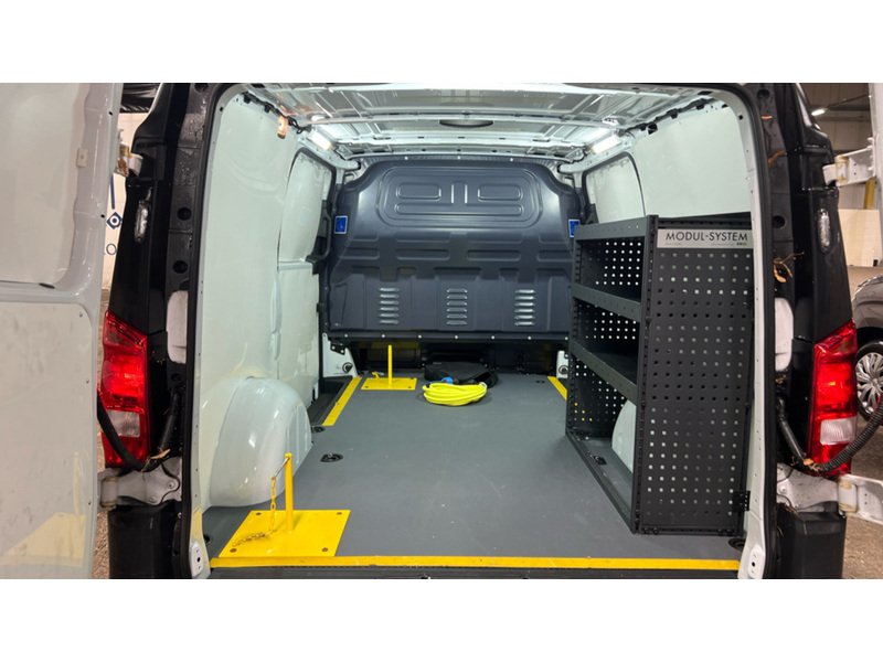 Used Mercedes-Benz Vito 2023 for sale - 76368300: Photo 7