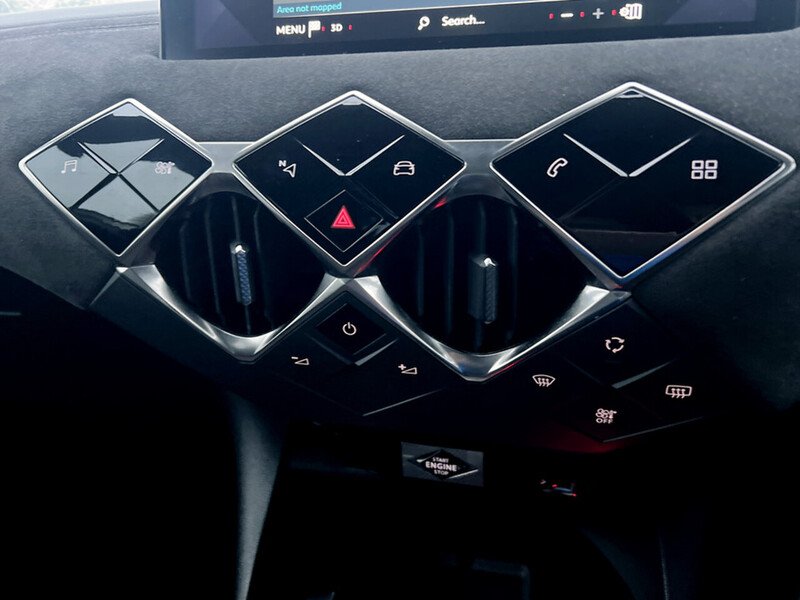 Used DS Automobiles DS 3 Crossback 2022 for sale - 76979252: Photo 40