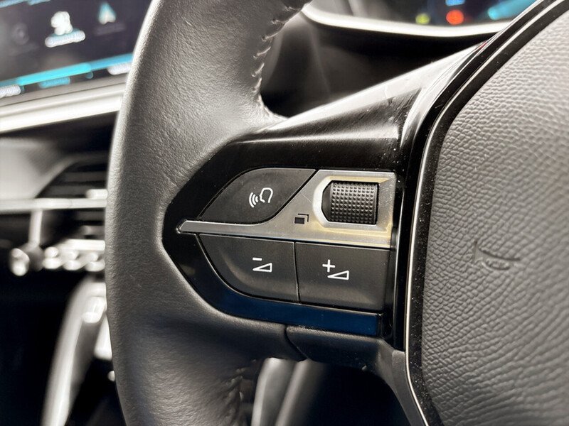 Used Peugeot E-208 2022 for sale - 77422963: Photo 29