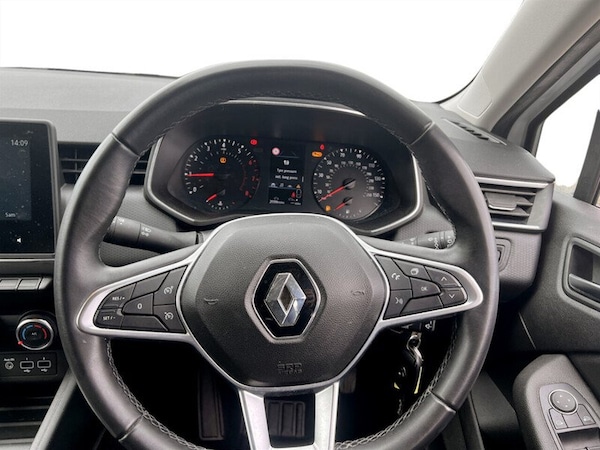 Used Renault Clio 2021 for sale - 75620132: Photo 27