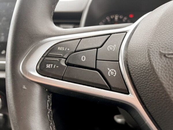 Used Renault Clio 2021 for sale - 75620132: Photo 28