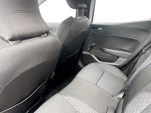 Used Renault Clio 2021 for sale - 75620132: Photo 41