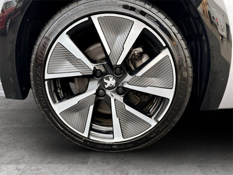 Used Peugeot 208 2021 for sale - 77303133: Photo 10