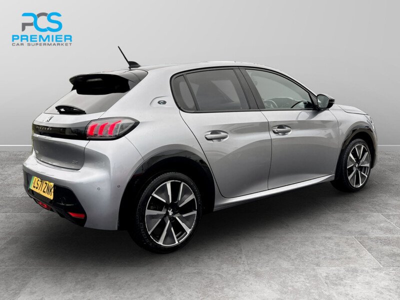 Used Peugeot 208 2021 for sale - 77303133: Photo 21