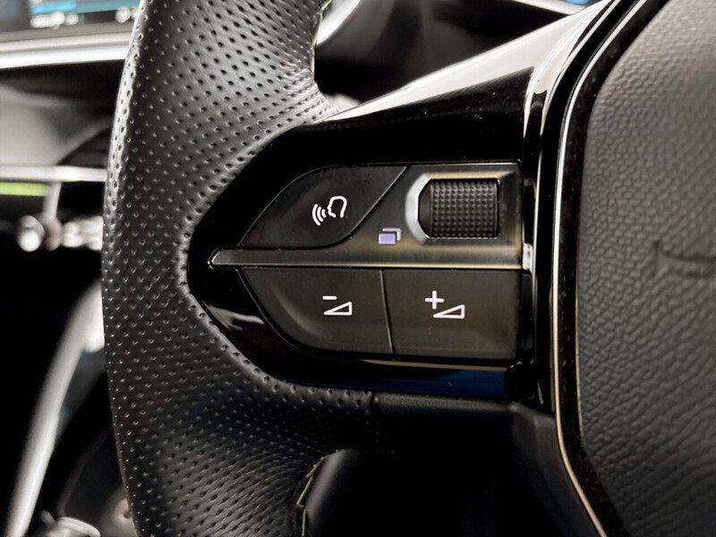 Used Peugeot 208 2021 for sale - 77303133: Photo 30