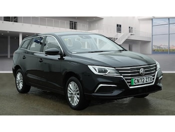 2022 - Excite Long Range 5-Door