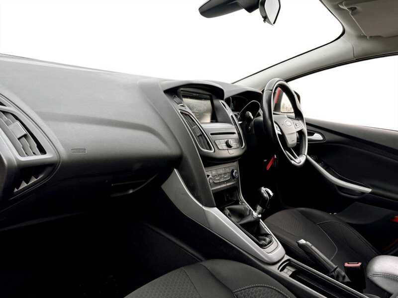 Used Ford Focus for sale - 77920886: Photo 32