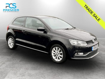 Used Volkswagen Polo 2016 for sale - 76430535: Photo