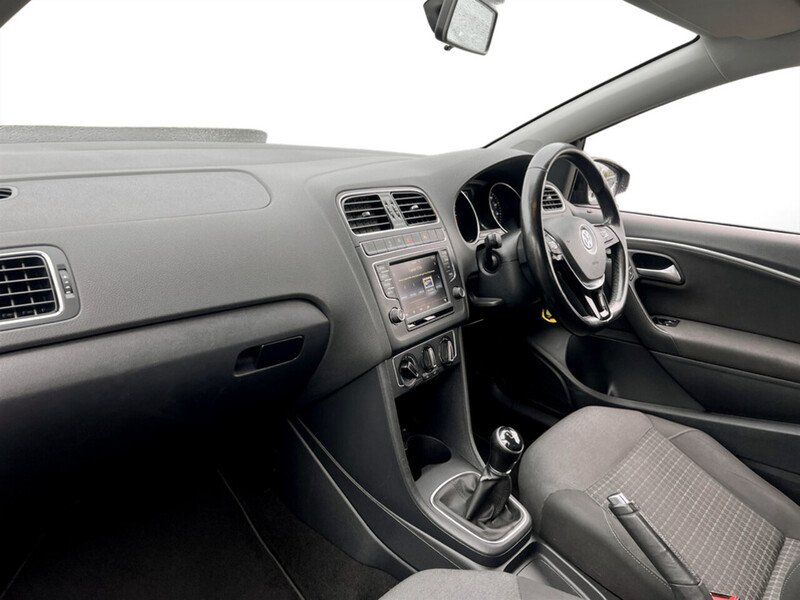 Used Volkswagen Polo 2016 for sale - 76430535: Photo 34