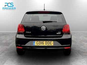 Used Volkswagen Polo 2016 for sale - 76430535: Photo