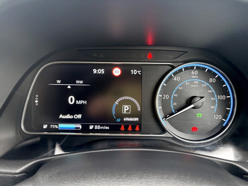 Used Nissan Leaf 2022 for sale - 77704105: Photo 31