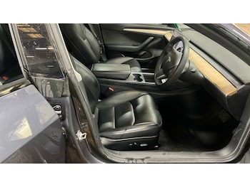 Used Tesla Model 3 2021 for sale - 76879338: Photo