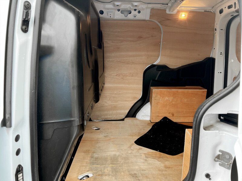 Used Ford Transit Courier 2022 for sale - 76526069: Photo 17