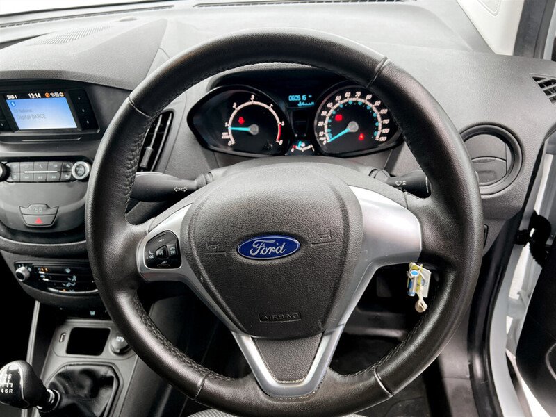 Used Ford Transit Courier 2022 for sale - 76526069: Photo 32