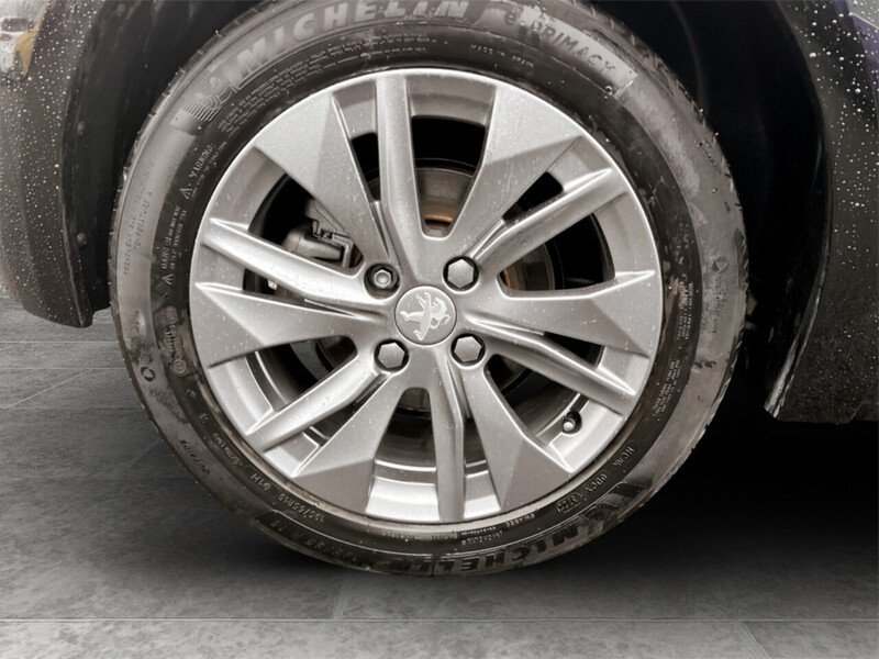 Used Peugeot 208 2023 for sale - 77011632: Photo 10