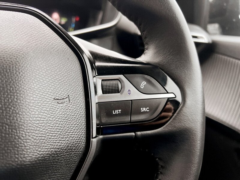 Used Peugeot 208 2023 for sale - 77011632: Photo 31