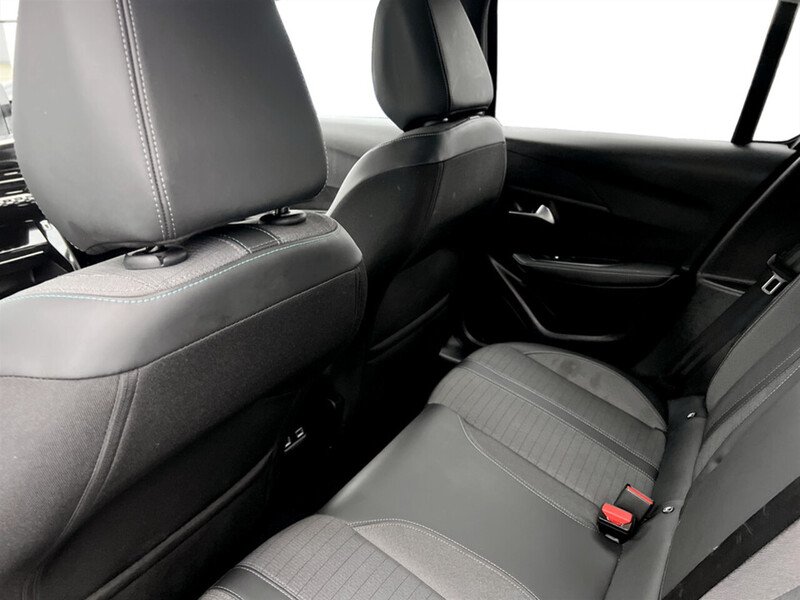 Used Peugeot 208 2023 for sale - 77011632: Photo 42
