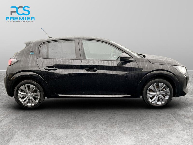 Used Peugeot 208 2023 for sale - 77011632: Photo 6