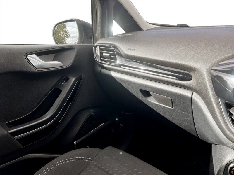 Used Ford Fiesta 2020 for sale - 76320209: Photo 32