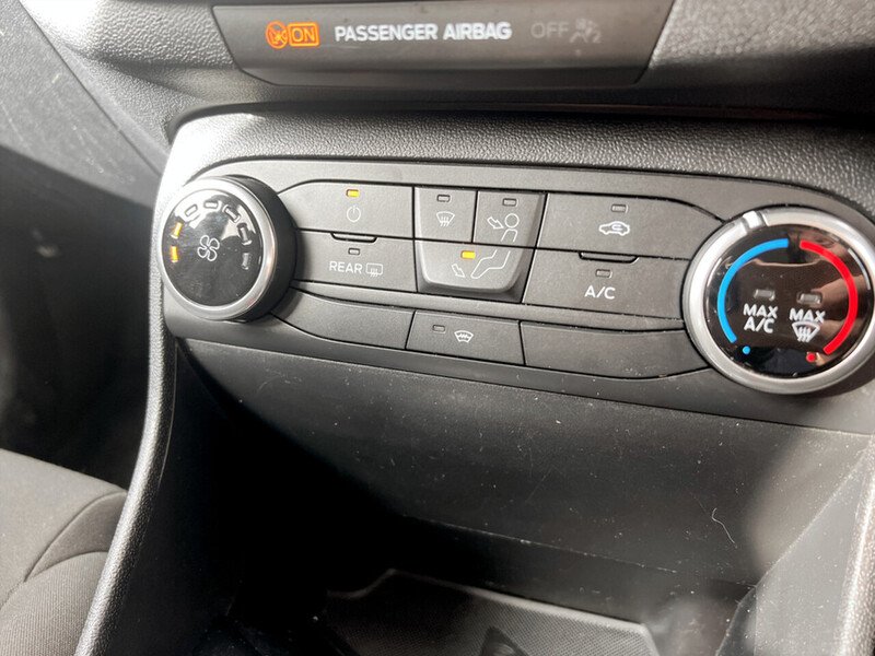 Used Ford Fiesta 2020 for sale - 76320209: Photo 38