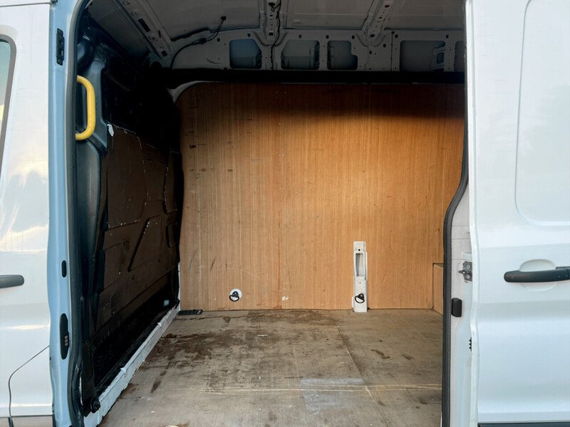 Used Ford Transit 2023 for sale - 76669054: Photo 17