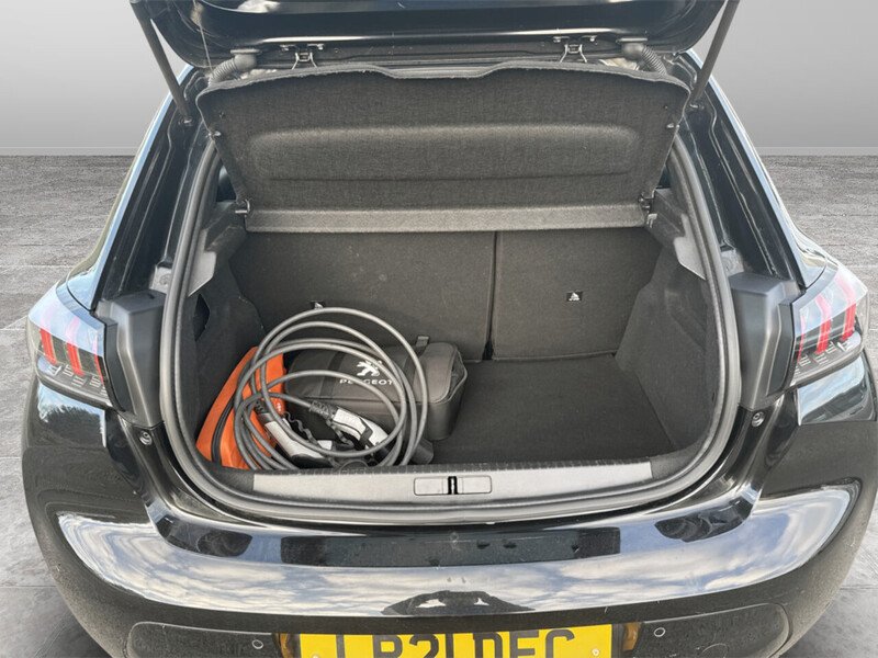 Used Peugeot 208 2021 for sale - 77213070: Photo 21