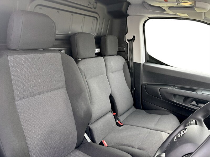 Used Toyota ProAce 2023 for sale - 77983467: Photo 13