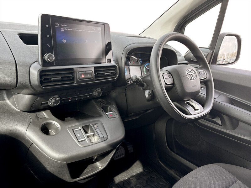 Used Toyota ProAce 2023 for sale - 77983467: Photo 42
