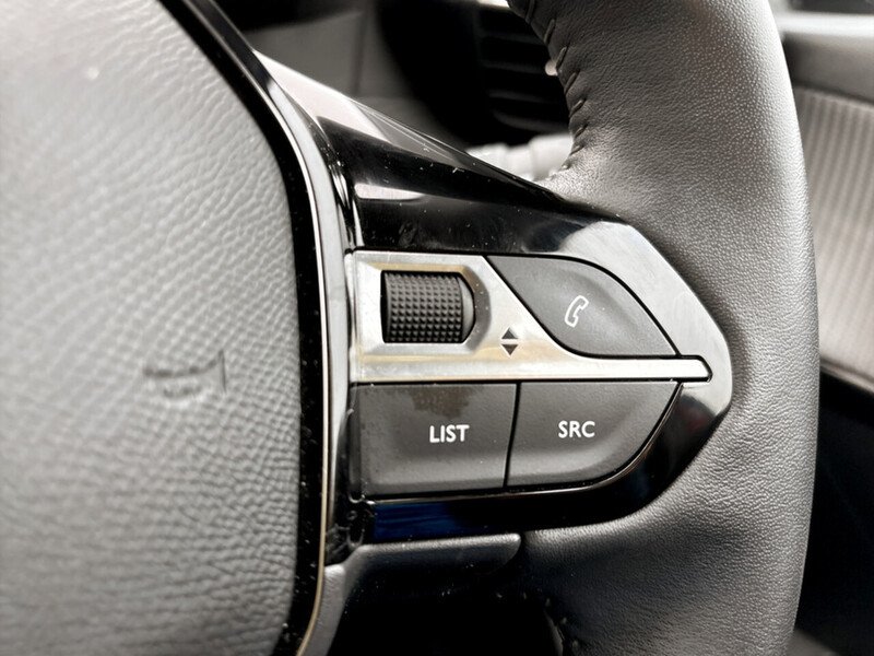 Used Peugeot 208 2023 for sale - 77704131: Photo 32