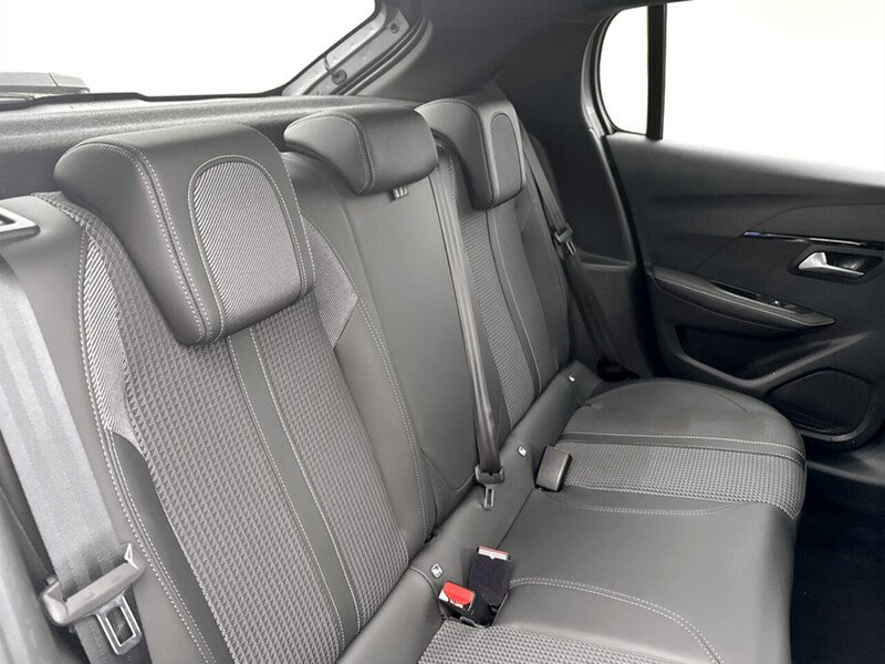 Used Peugeot 208 2023 for sale - 77318640: Photo 43