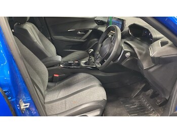 Used Peugeot 2008 2024 for sale - 78939453: Photo