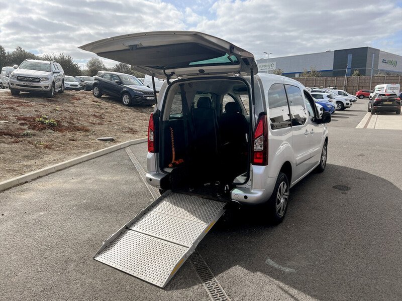Vehicle 22