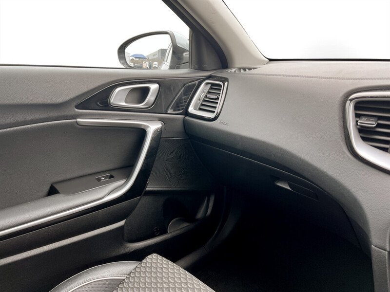 Used Kia Ceed 2022 for sale - 76148352: Photo 32