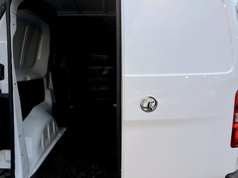 Used Vauxhall Vivaro Electric 2022 for sale - 76884466: Photo 27