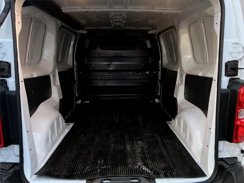 Used Vauxhall Vivaro Electric 2022 for sale - 76884466: Photo 28