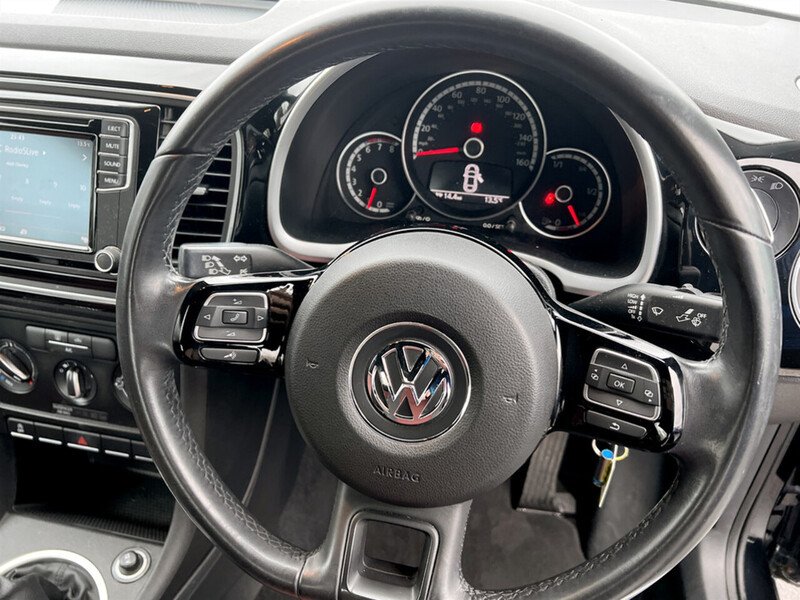 Used Volkswagen Beetle 2015 for sale - 76536289: Photo 28