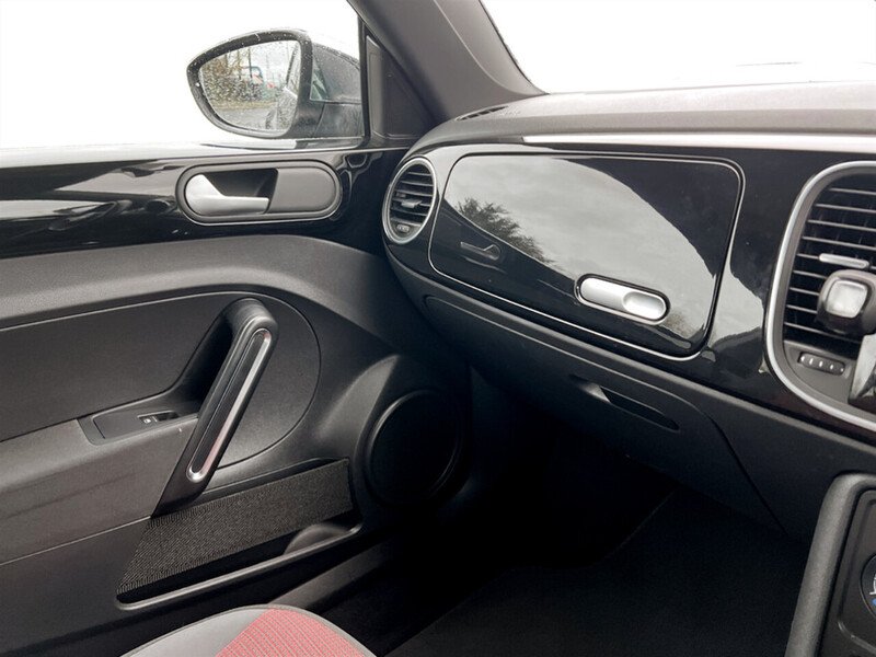 Used Volkswagen Beetle 2015 for sale - 76536289: Photo 33