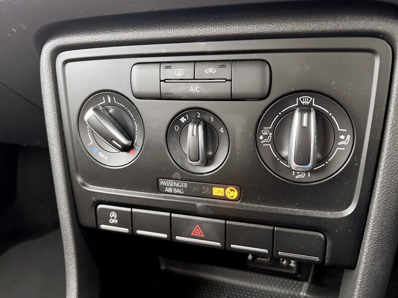 Used Volkswagen Beetle 2015 for sale - 76536289: Photo 37