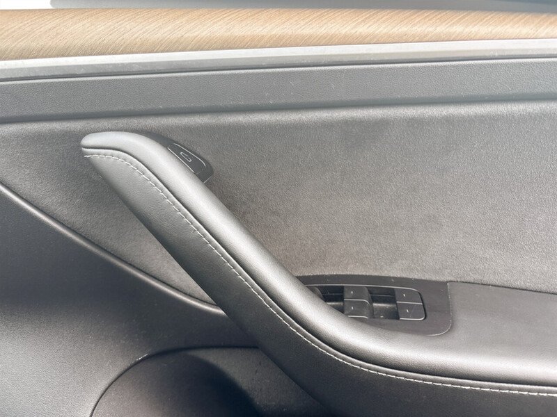 Used Tesla Model 3 2021 for sale - 77704107: Photo 45