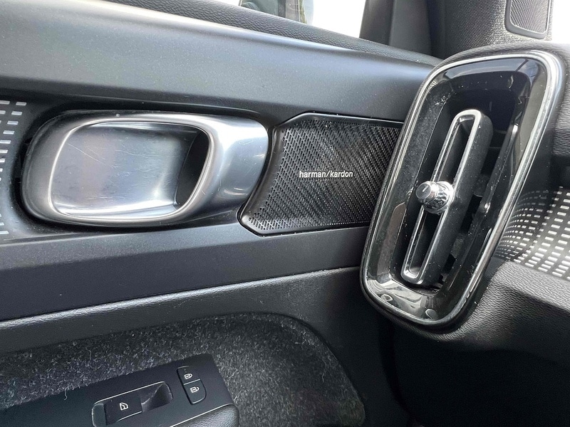 Used Volvo XC40 2020 for sale - 76520836: Photo 36