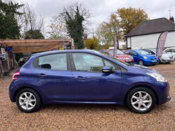 Used Peugeot 208 2014 for sale - 73880378: Photo