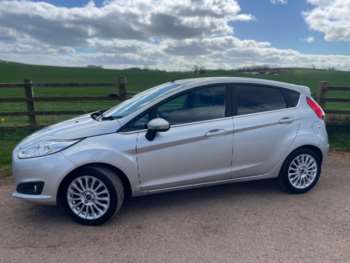 Used Ford Fiesta 2015 for sale - 74225473: Photo