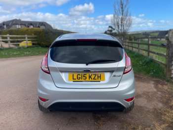Used Ford Fiesta 2015 for sale - 74225473: Photo