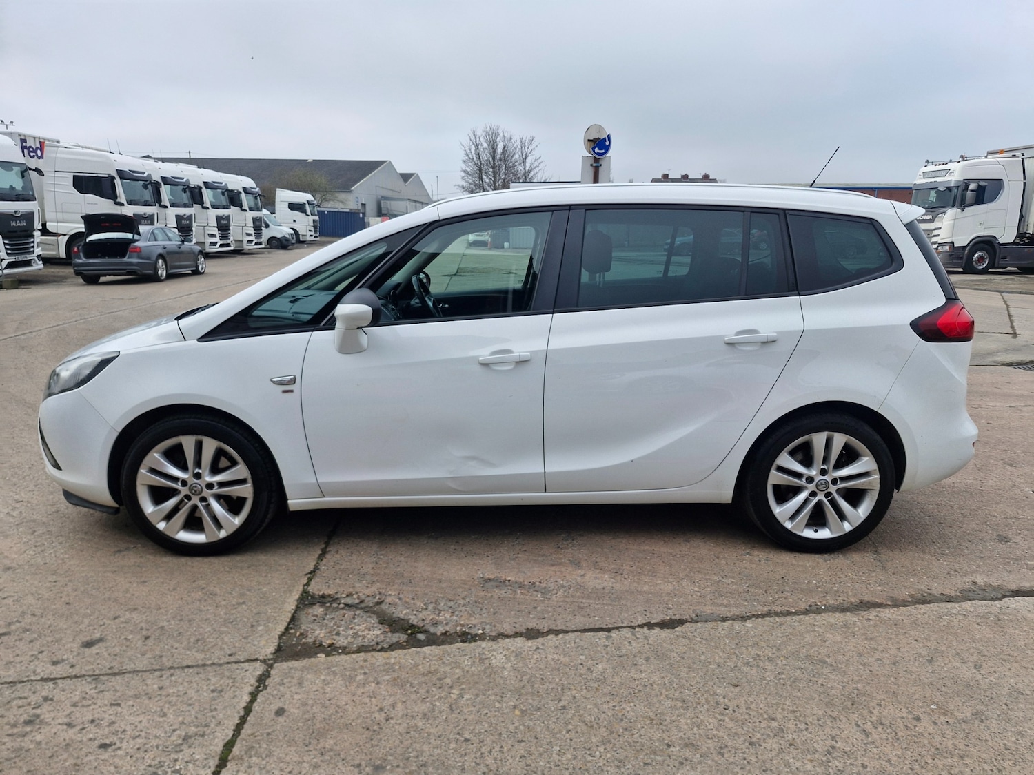 Used Vauxhall Zafira 2014 for sale - 77802175: Photo 5