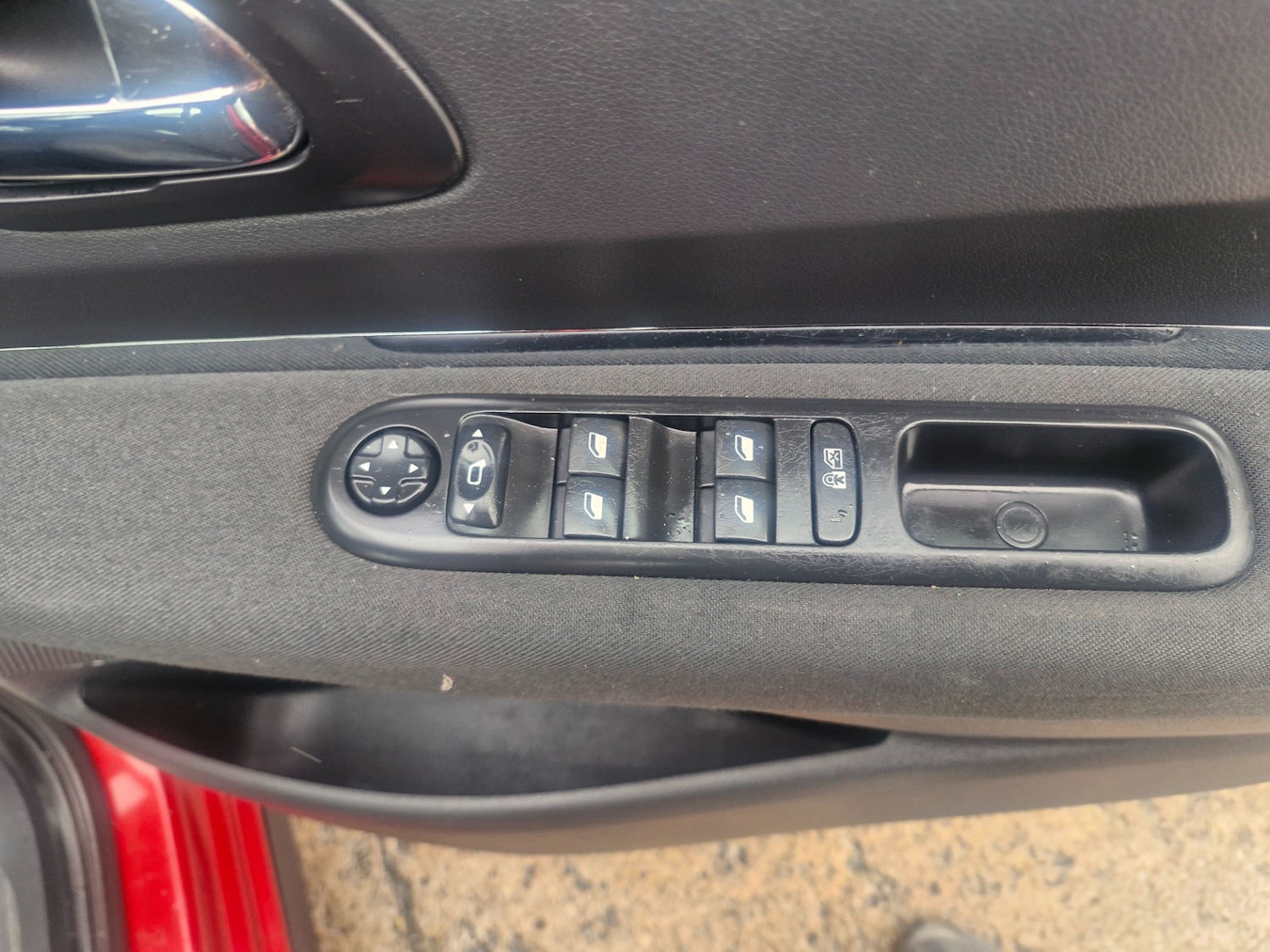 Used Peugeot 3008 2012 for sale - 76330173: Photo 11